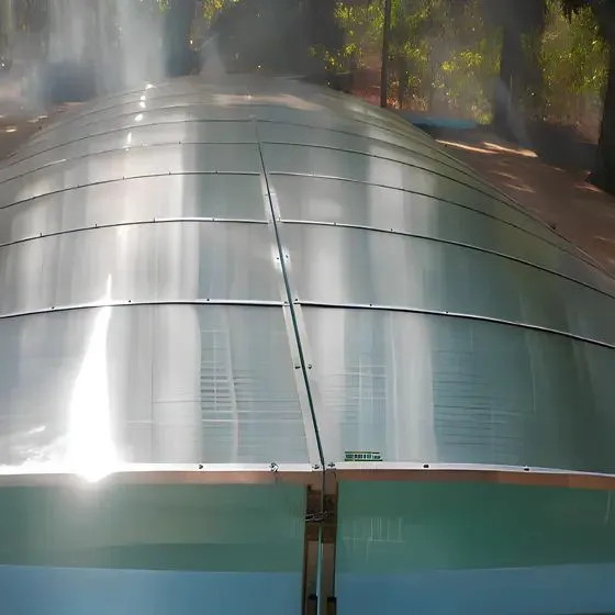 Cobertura Retrátil para Piscina em Centro, Vargem Grande Paulista SP — Cobertura com calha lateral para escoamento