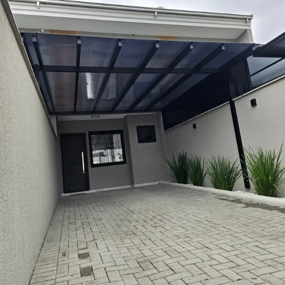 Pergolado Fixo de Ferro em Centro, Vargem Grande Paulista SP Pergolado Fixo de Ferro em Centro, Vargem Grande Paulista SP — Instalação em estacionamento